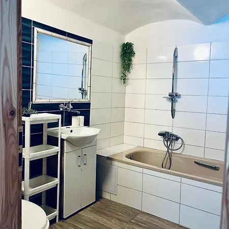 Chalupa Lenora Villa *